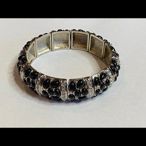 Silver Tone Black Stone Stretch Bracelet